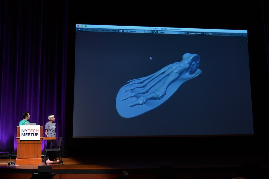 Demoing the foot morphing process